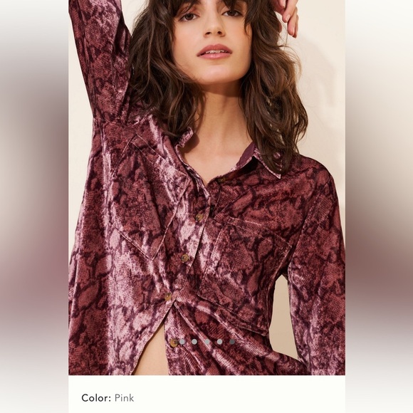 Medium Anthropologie pilcro Hadley velvet button down collar shirt pink print - Picture 12 of 14